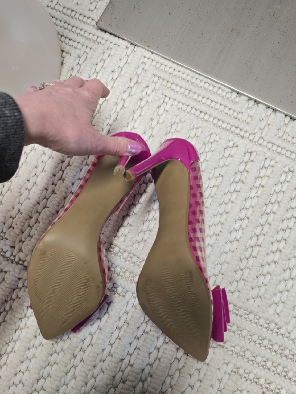 Betsey Johnson Pink Patent Bow Pointed-Toe Stiletto Pumps - Picture 6 of 12